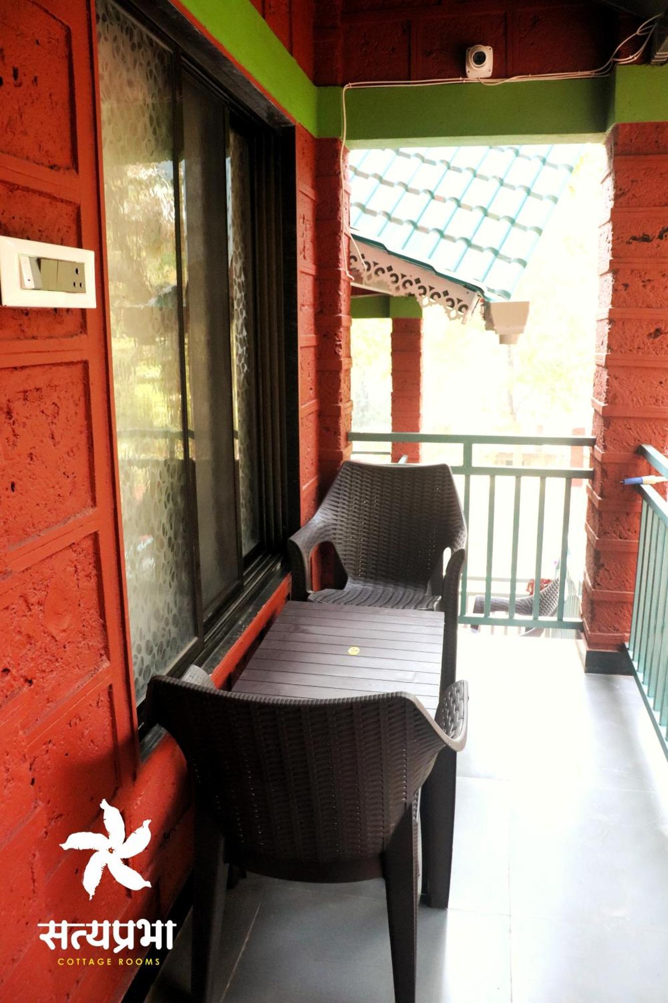 Satyaprabha Cottage Rooms Kudal  Exterior photo